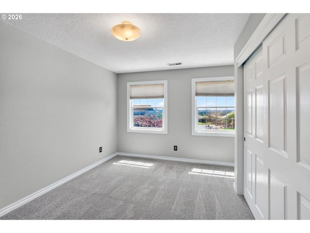 3606 Se 151ST Ct, Vancouver, WA 98683