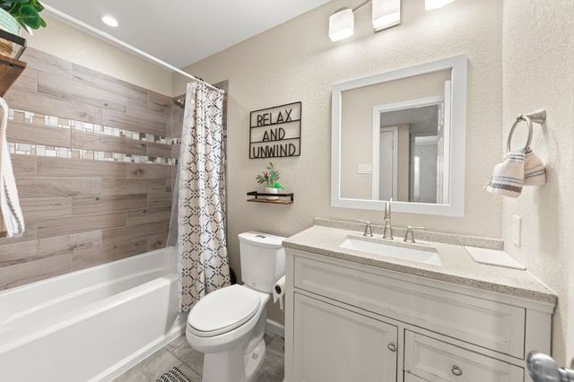 6005 Blair Oaks Drive, The Colony, TX 75056