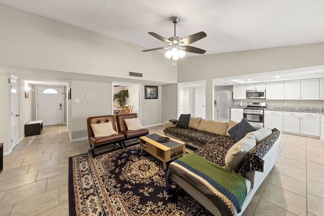 6005 Blair Oaks Drive, The Colony, TX 75056