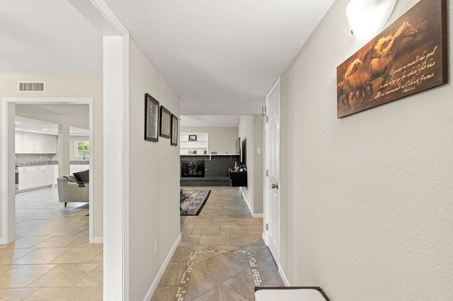 6005 Blair Oaks Drive, The Colony, TX 75056