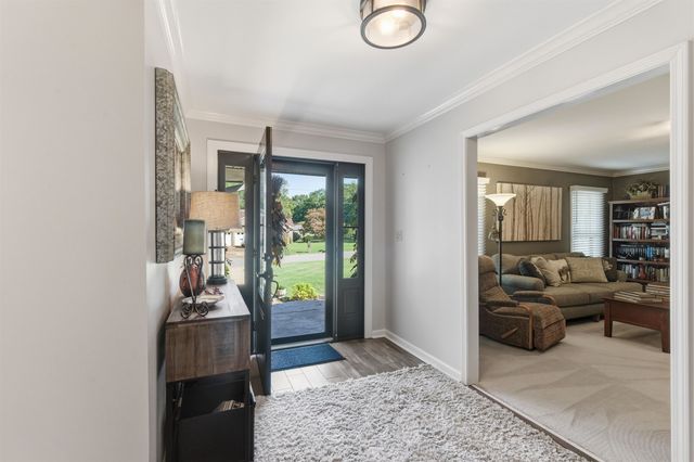 914 PEBBLE SPRINGS DR, Bolivar, TN 38008