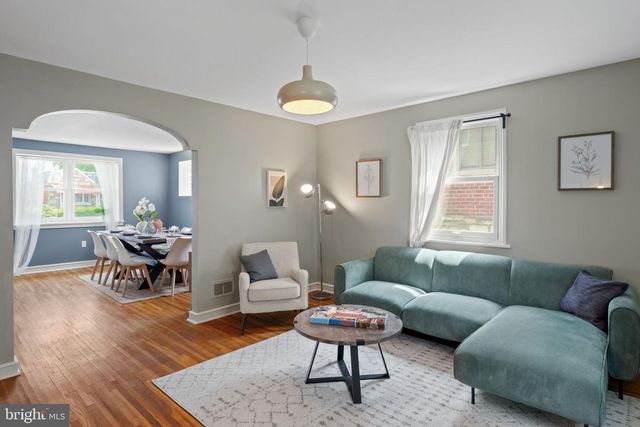 917 E DURHAM ST, Philadelphia, PA 19150