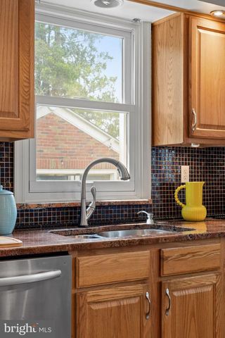 917 E DURHAM ST, Philadelphia, PA 19150