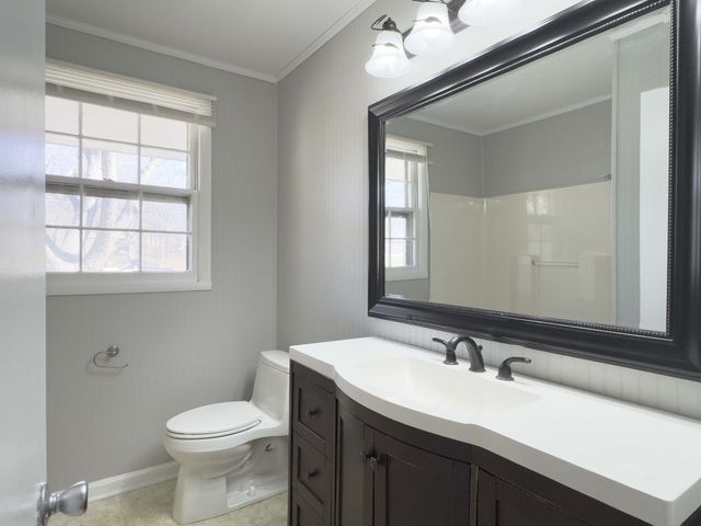 328 Dunbar Cave Rd, Clarksville, TN 37043