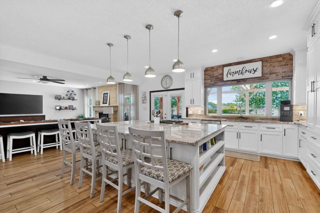 2040 Calle Pajaro Azul NW, Albuquerque, NM 87120