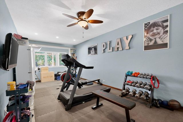 2040 Calle Pajaro Azul NW, Albuquerque, NM 87120