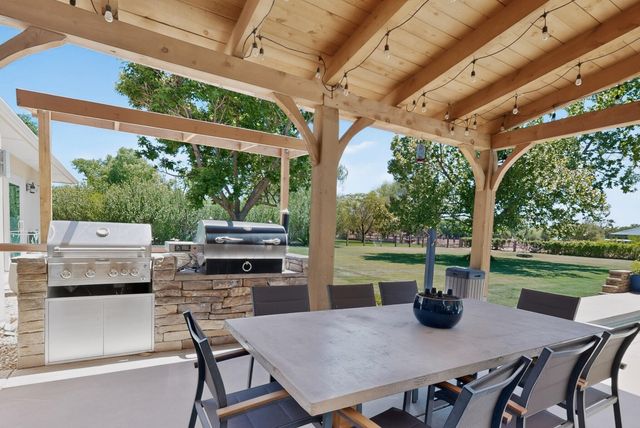 2040 Calle Pajaro Azul NW, Albuquerque, NM 87120