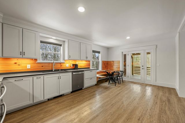 43 Bergblume Circle, Stamford, VT 05352