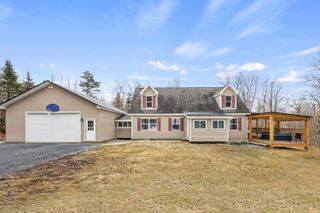 43 Bergblume Circle, Stamford, VT 05352