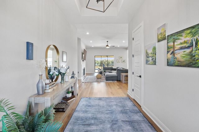 225 Spicewood Trails DR, Spicewood, TX 78669