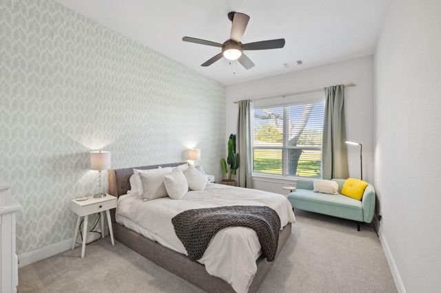 225 Spicewood Trails DR, Spicewood, TX 78669