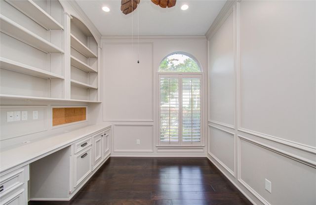 1703 Brookside Pine Lane, Houston, TX 77345