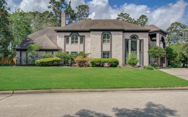 1703 Brookside Pine Lane, Houston, TX 77345
