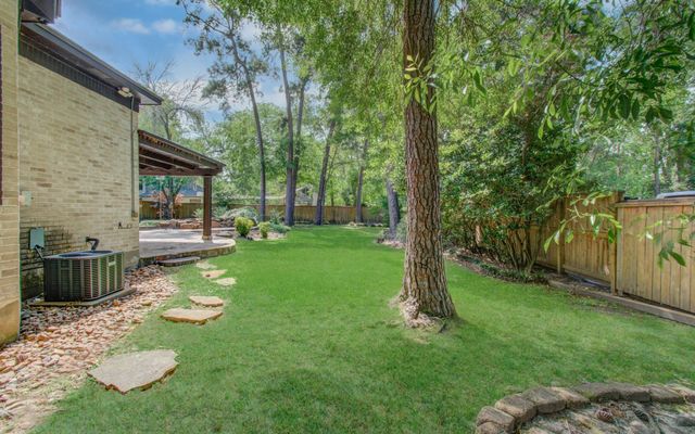 1703 Brookside Pine Lane, Houston, TX 77345