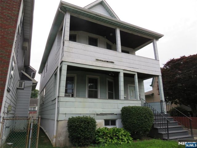 152 Washington Street, Lodi, NJ 07644