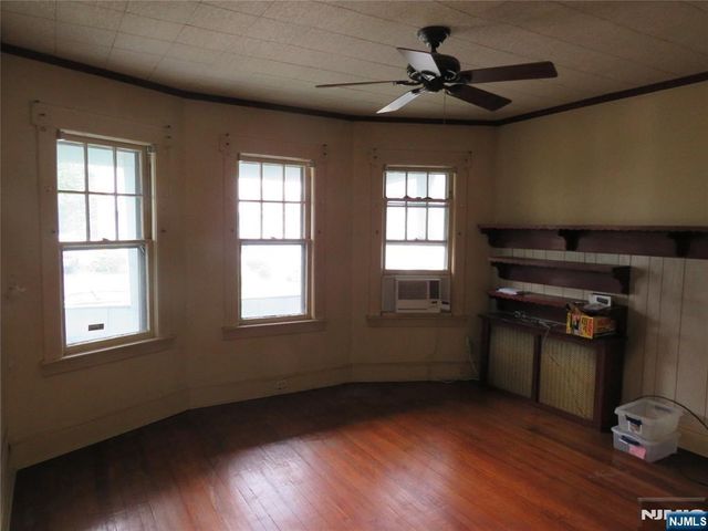 152 Washington Street, Lodi, NJ 07644