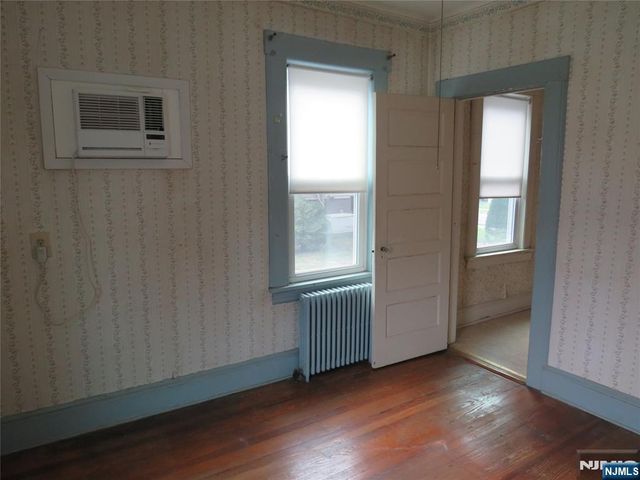 152 Washington Street, Lodi, NJ 07644