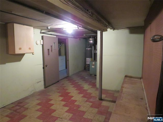 152 Washington Street, Lodi, NJ 07644