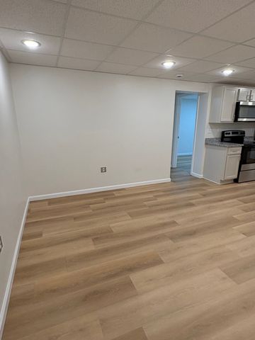 606 Dover Rd Apt 4, Clarksville, TN 37042