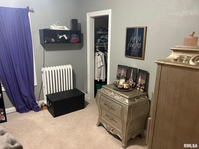 708 W MARKET Street, Taylorville, IL 62568