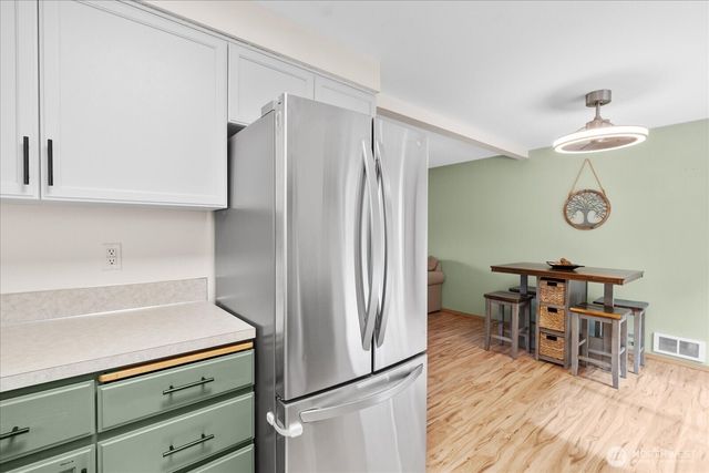 508 Summit Lake Shore Drive NW, Olympia, WA 98502