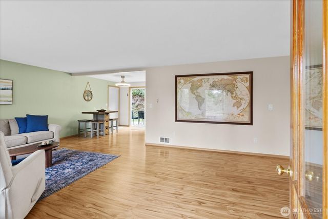 508 Summit Lake Shore Drive NW, Olympia, WA 98502