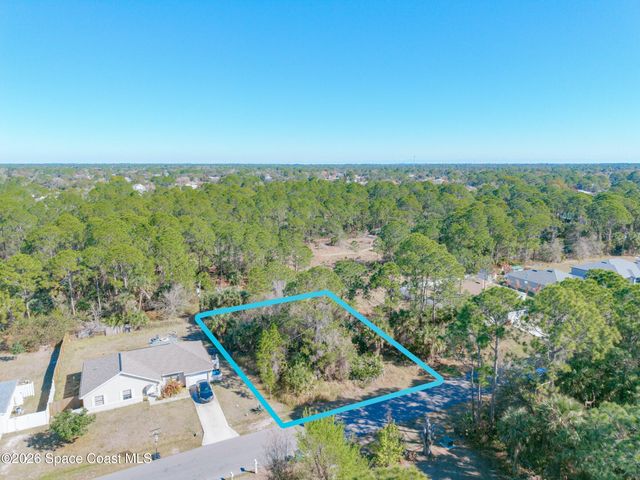 825 Doverbrook Road NW, Palm Bay, FL 32907