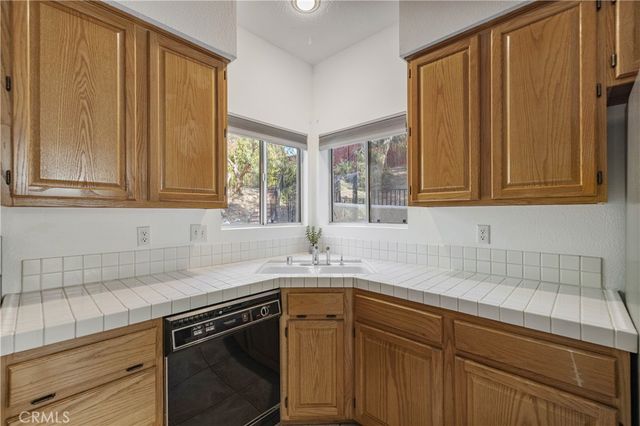 30041 Sunridge, Canyon Country, CA 91387