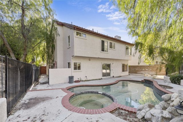 30041 Sunridge, Canyon Country, CA 91387