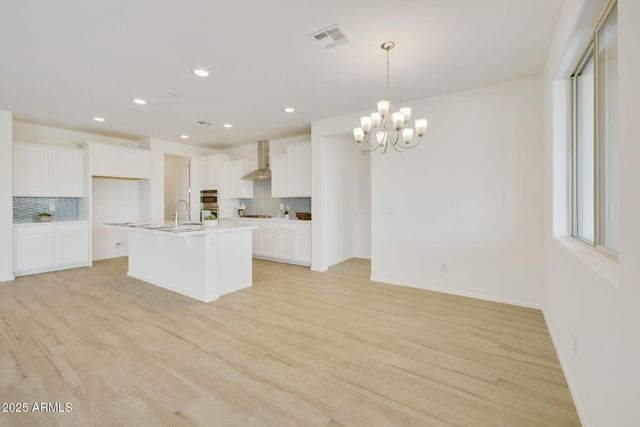 19214 W MISSOURI Avenue, Litchfield Park, AZ 85340