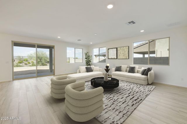 19214 W MISSOURI Avenue, Litchfield Park, AZ 85340