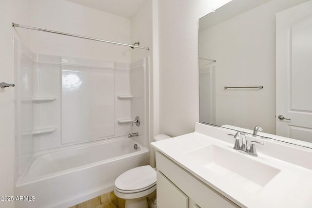 19214 W MISSOURI Avenue, Litchfield Park, AZ 85340