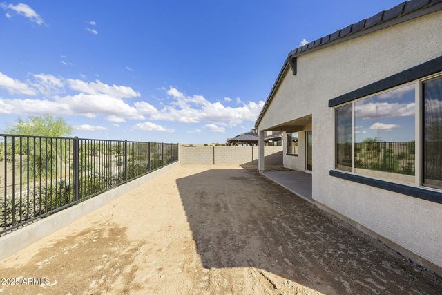 19214 W MISSOURI Avenue, Litchfield Park, AZ 85340