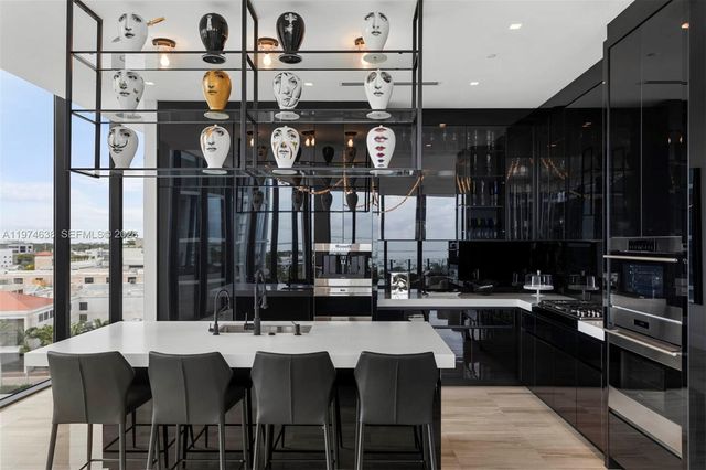 2821 S Bayshore Dr 8A, Coconut Grove, FL 33133