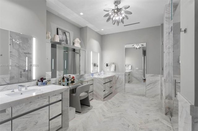 2821 S Bayshore Dr 8A, Coconut Grove, FL 33133