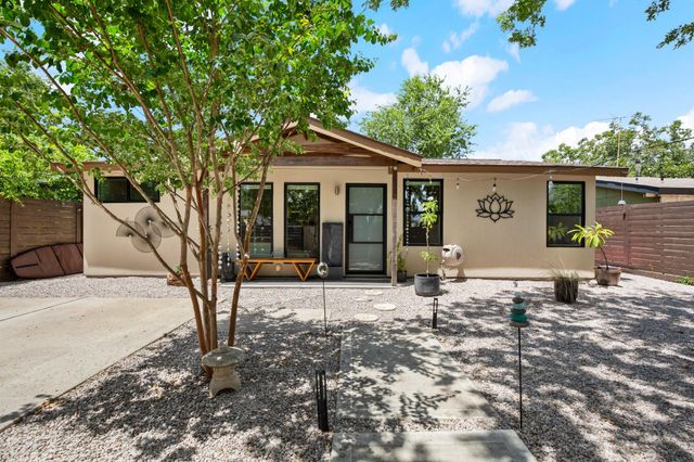 6800 Cruz ST, Austin, TX 78741