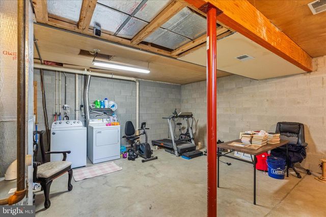 23 WESTVIEW, Mcsherrystown, PA 17344