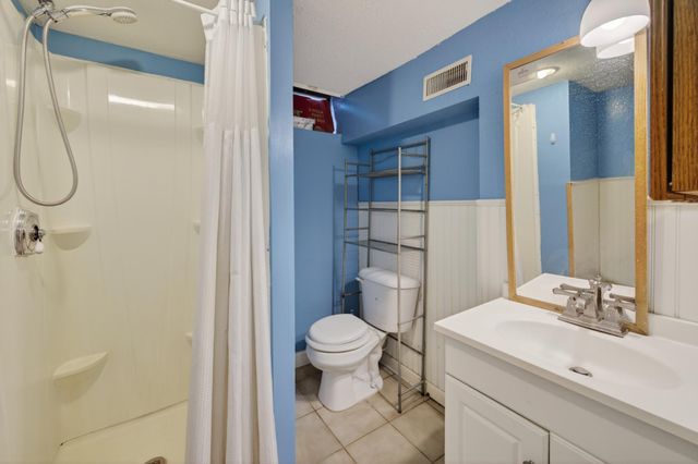 1848 Montana Avenue E, Saint Paul, MN 55119