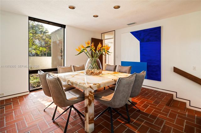 6400 SW 133rd Dr, Pinecrest, FL 33156