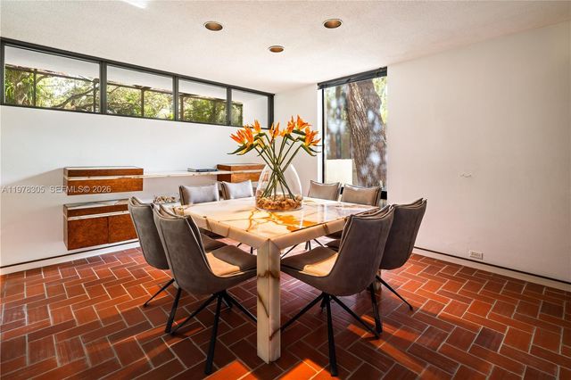 6400 SW 133rd Dr, Pinecrest, FL 33156