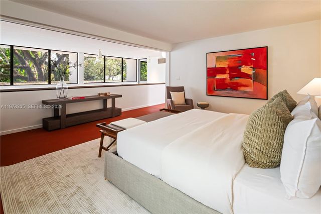 6400 SW 133rd Dr, Pinecrest, FL 33156