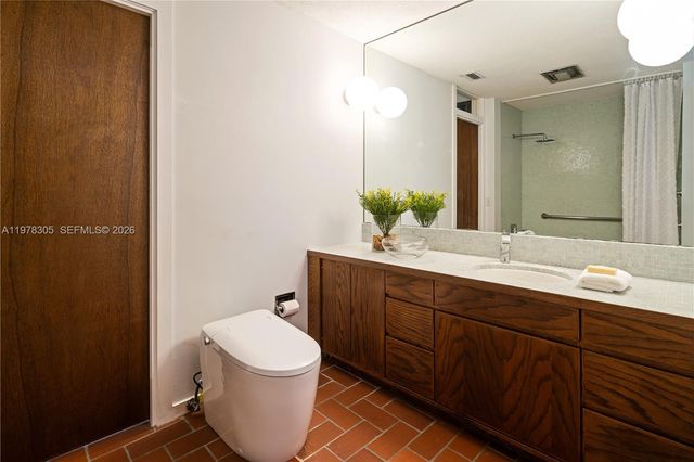 6400 SW 133rd Dr, Pinecrest, FL 33156