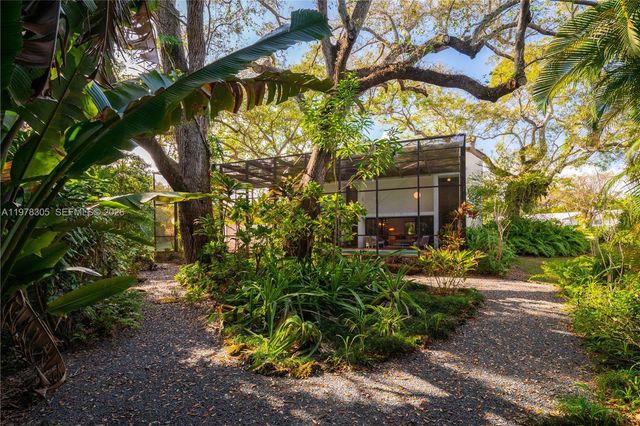 6400 SW 133rd Dr, Pinecrest, FL 33156