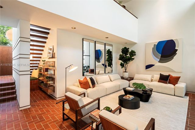 6400 SW 133rd Dr, Pinecrest, FL 33156