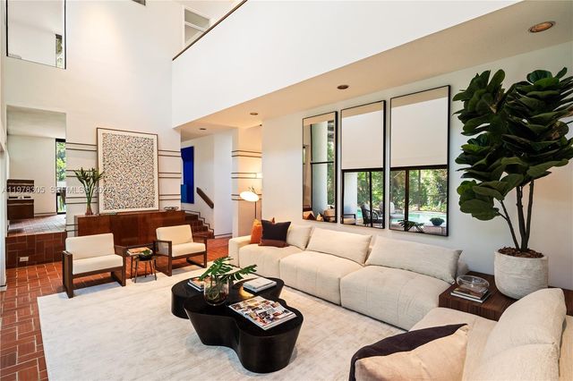 6400 SW 133rd Dr, Pinecrest, FL 33156