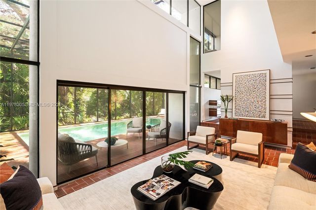 6400 SW 133rd Dr, Pinecrest, FL 33156