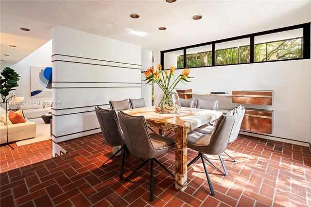 6400 SW 133rd Dr, Pinecrest, FL 33156