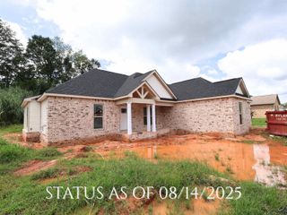 402 Collins Estate Avenue, Centerville, GA 31028