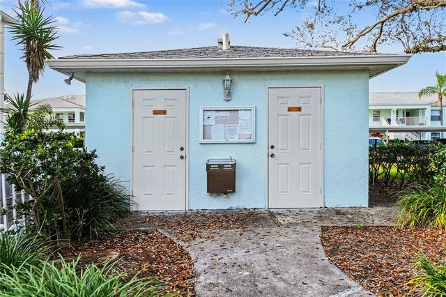 5725 GREENWOOD AVENUE 7104, North Port, FL 34287