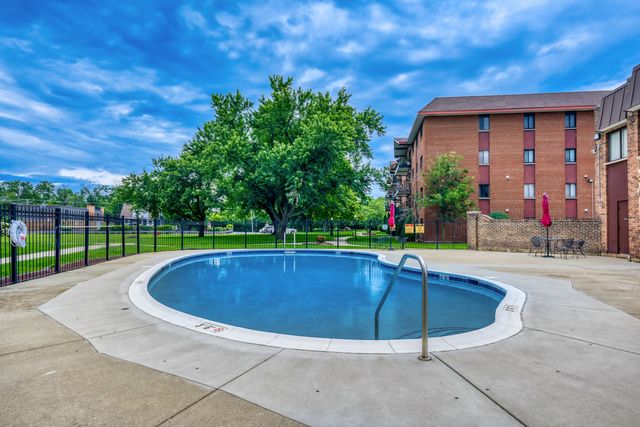 2311 183rd Street 308, Homewood, IL 60430
